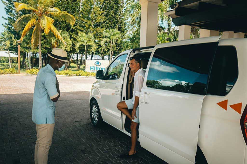 Hilton La Romana Bayahibe transportation transfers sdq punta cana santo domingo taxi PUJ